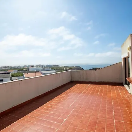 Big House Sea Views Apartment Peniche
