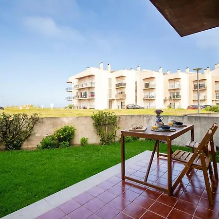 Big House Sea Views * Peniche
